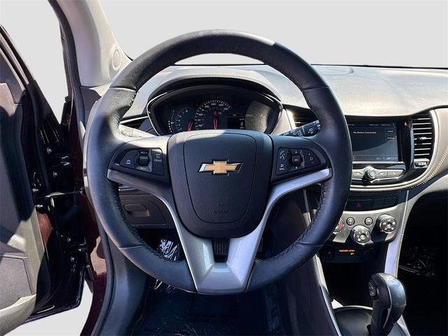 Photo of 2022 Black Cherry Metallic Chevrolet Trax