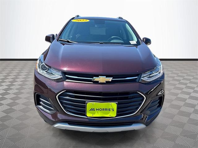 Photo of 2022 Black Cherry Metallic Chevrolet Trax
