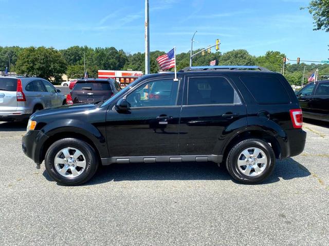 Photo of 2012 Black Ford Escape
