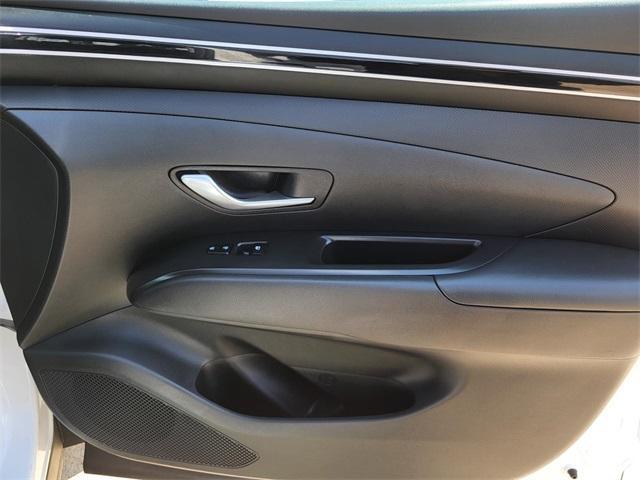 Photo of 2023 Serenity White Pearl Hyundai TUCSON