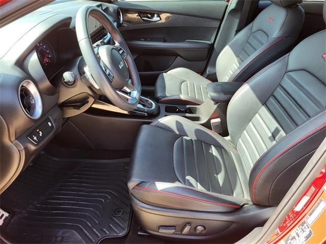 Photo of 2023 Currant Red Kia Forte