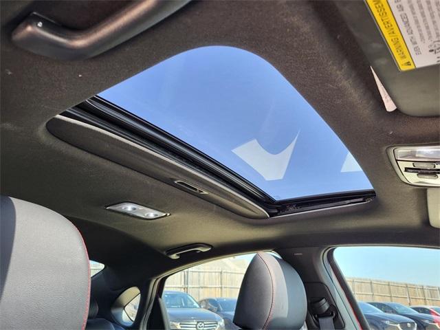 Photo of 2023 Currant Red Kia Forte