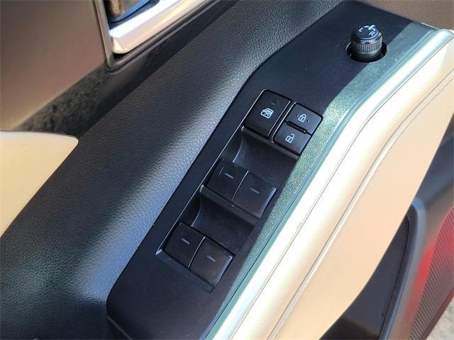 Photo of 2023 Ruby Flare Pearl Toyota Highlander Hybrid