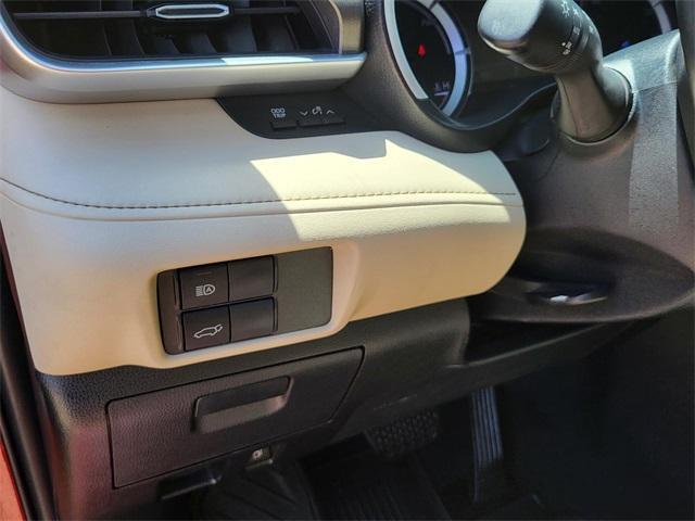 Photo of 2023 Ruby Flare Pearl Toyota Highlander Hybrid