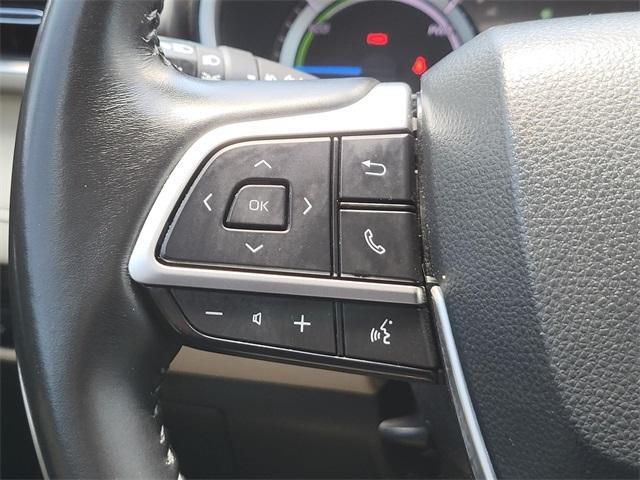 Photo of 2023 Ruby Flare Pearl Toyota Highlander Hybrid