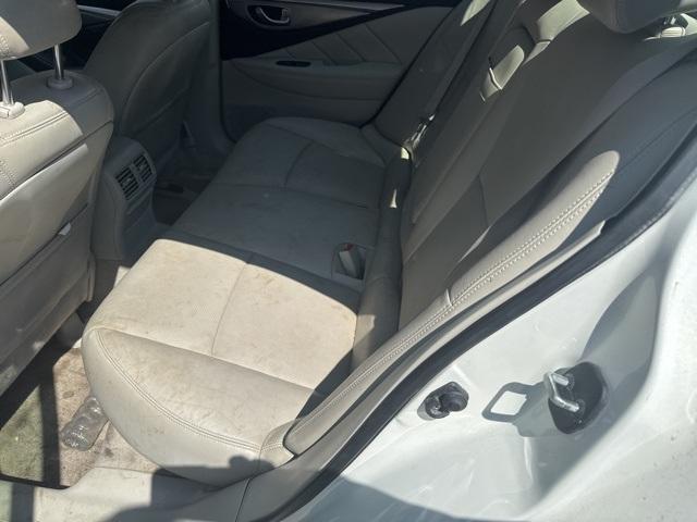 Photo of 2014 Moonlight White INFINITI Q50
