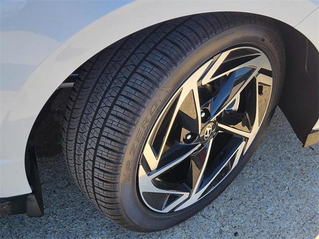 Photo of 2026 White Hyundai SONATA