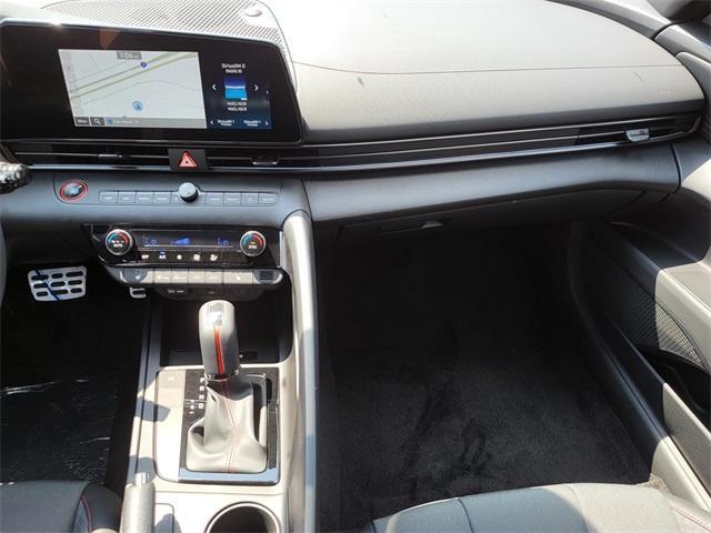 Photo of 2025 Black Hyundai ELANTRA