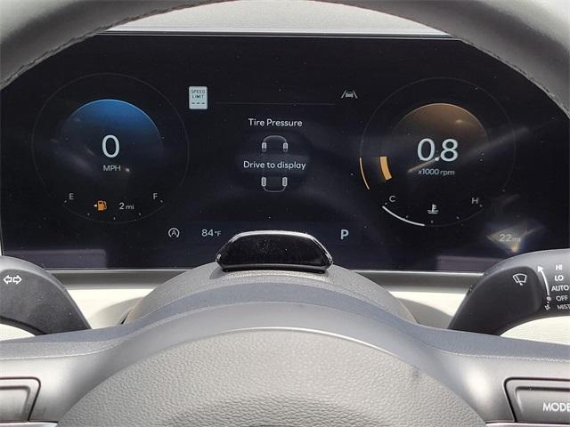 Photo of 2025 White Pearl Hyundai TUCSON