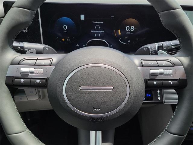 Photo of 2025 White Pearl Hyundai TUCSON