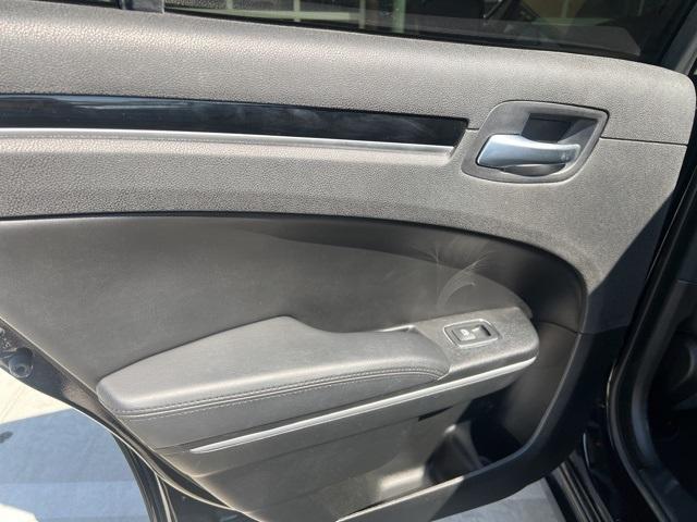 Photo of 2023 Gloss Black Chrysler 300