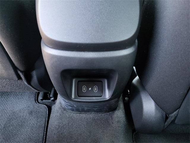 Photo of 2025 Black Hyundai ELANTRA