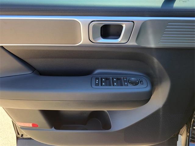 Photo of 2026 Phantom Black Hyundai SANTA FE