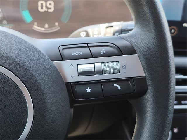 Photo of 2025 Shimmering Silver Hyundai TUCSON