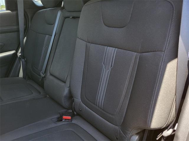 Photo of 2025 Shimmering Silver Hyundai TUCSON