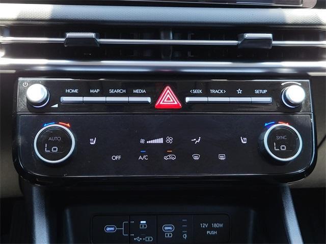 Photo of 2025 Shimmering Silver Hyundai TUCSON