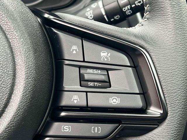 Photo of 2025 Autumn Green Metallic Subaru Forester