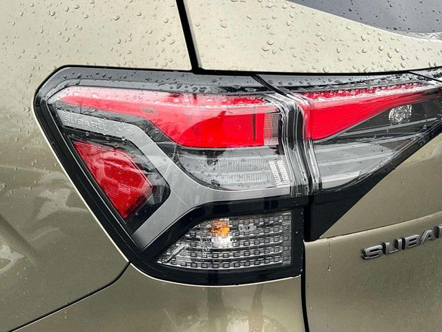 Photo of 2025 Autumn Green Metallic Subaru Forester