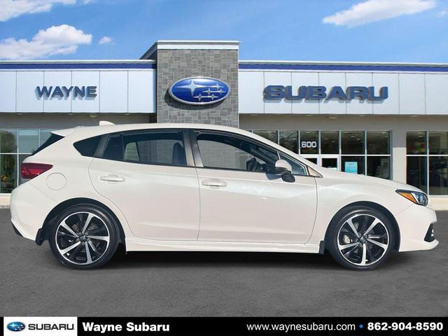 Photo of 2023 Crystal White Pearl Subaru Impreza