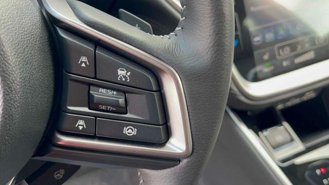 Photo of 2025 Crystal White Pearl Subaru Outback