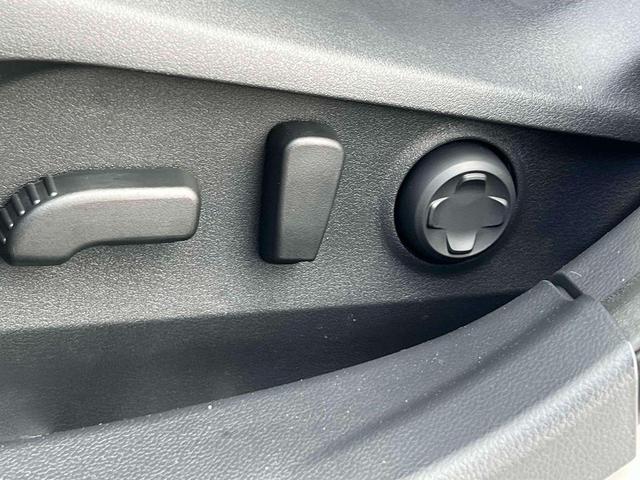 Photo of 2025 Crystal White Pearl Subaru Outback