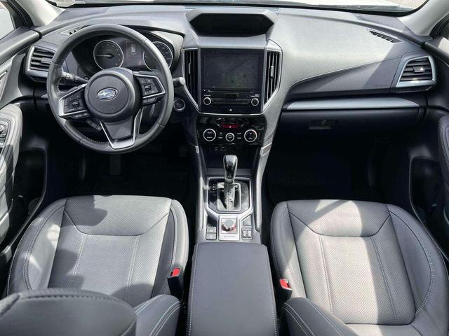 Photo of 2021 Crystal White Pearl Subaru Forester