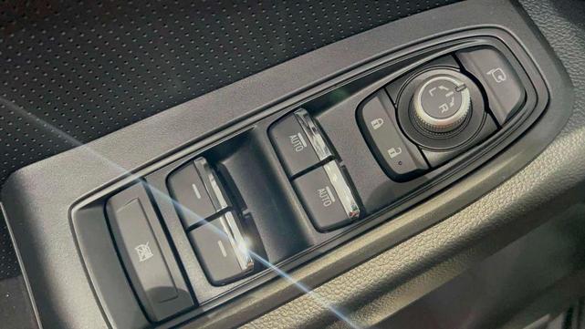 Photo of 2025 Crystal Black Silica Subaru Ascent