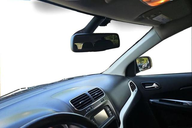 Photo of 2020 Redline 2 Coat Pearl Dodge Journey