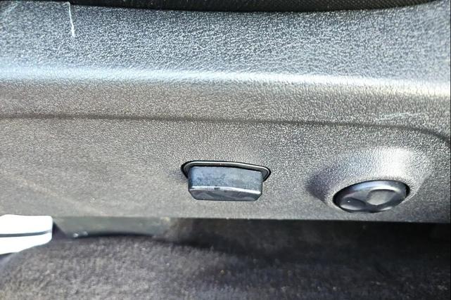 Photo of 2020 Redline 2 Coat Pearl Dodge Journey