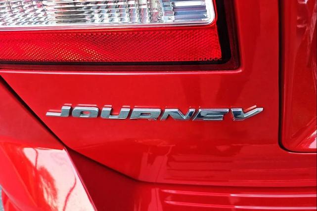Photo of 2020 Redline 2 Coat Pearl Dodge Journey