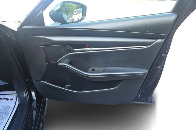 Photo of 2021 Jet Black Mica Mazda Mazda3