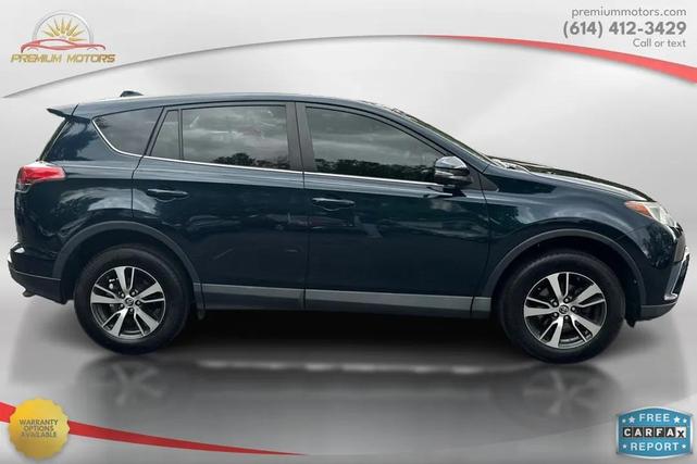 Photo of 2018 Green Toyota RAV4