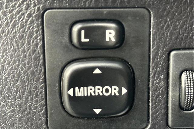 Photo of 2018 Green Toyota RAV4