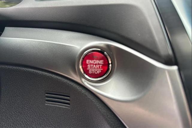 Photo of 2014 Polished Metal Metallic Acura ILX