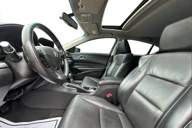 Photo of 2014 Polished Metal Metallic Acura ILX