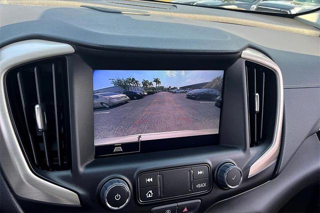 Photo of 2024 White Frost Tricoat GMC Terrain