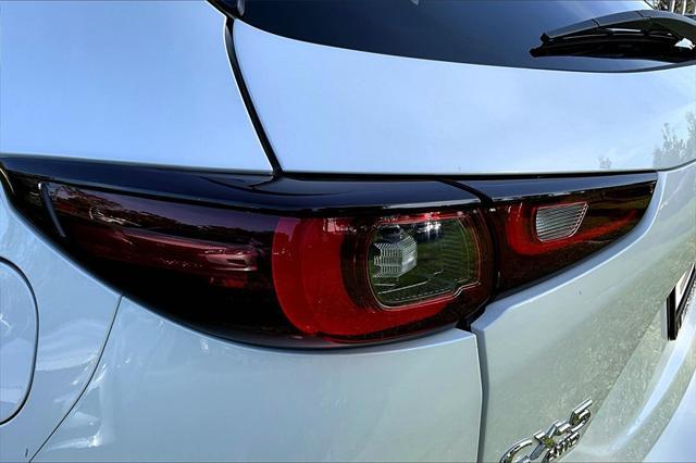 Photo of 2024 Rhodium White Metallic Mazda CX-5