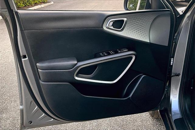 Photo of 2025 Steel Gray Kia Soul