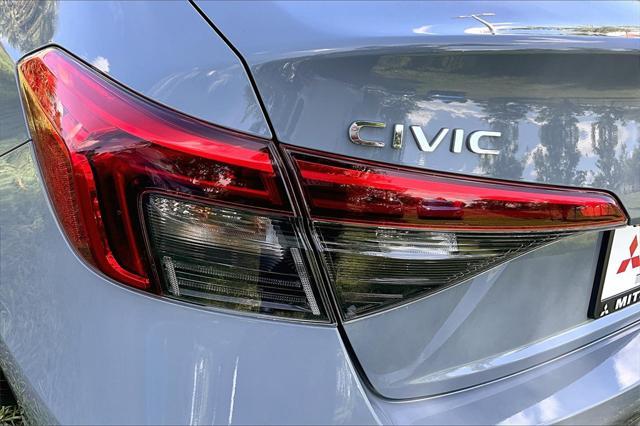 Photo of 2024 Gray Honda Civic