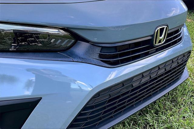 Photo of 2024 Gray Honda Civic