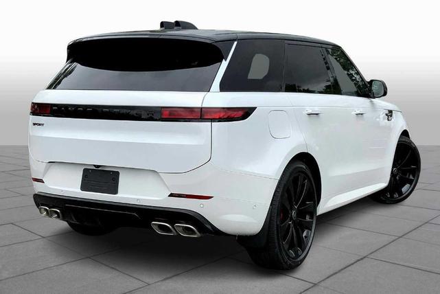 Photo of 2025 Ostuni Pearl White Land Rover Range Rover Sport