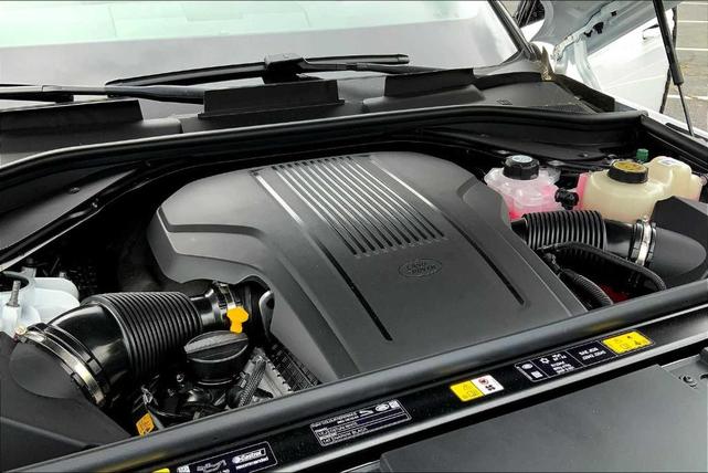 Photo of 2025 Ostuni Pearl White Land Rover Range Rover Sport