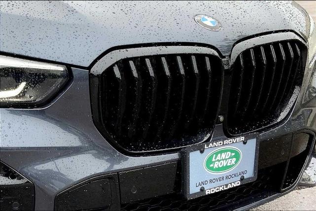 Photo of 2021 Arctic Gray Metallic BMW X5