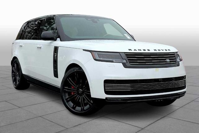 Photo of 2025 Ostuni Pearl White Land Rover Range Rover