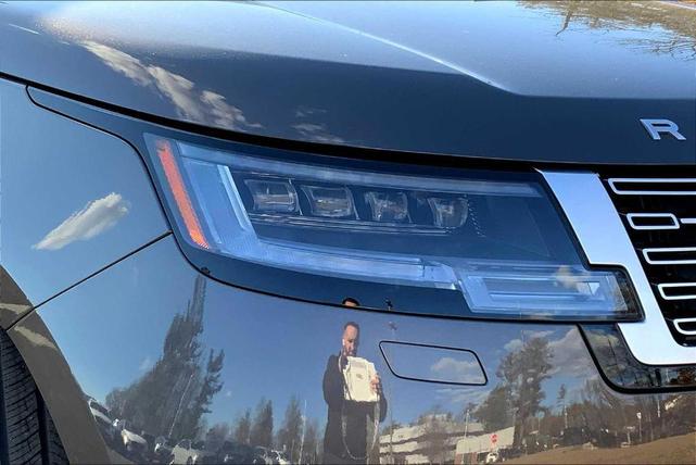 Photo of 2025 Charente Grey Land Rover Range Rover