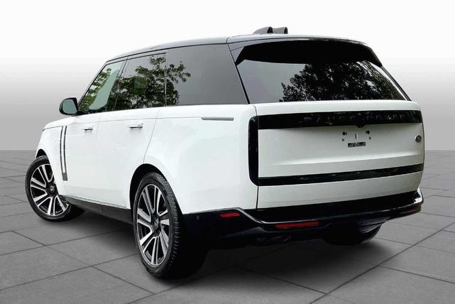 Photo of 2023 Fuji White Land Rover Range Rover
