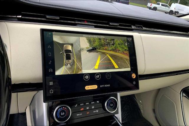 Photo of 2023 Fuji White Land Rover Range Rover
