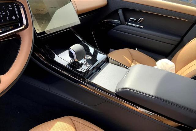 Photo of 2025 Carpathian Grey Land Rover Range Rover Sport