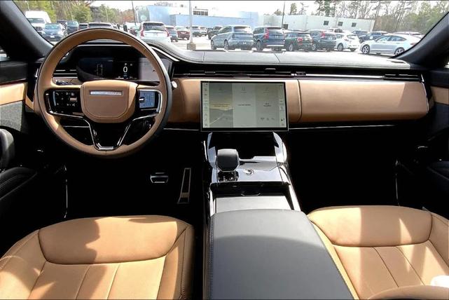 Photo of 2025 Carpathian Grey Land Rover Range Rover Sport