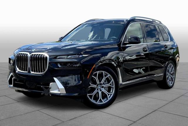 2023 BMW X7